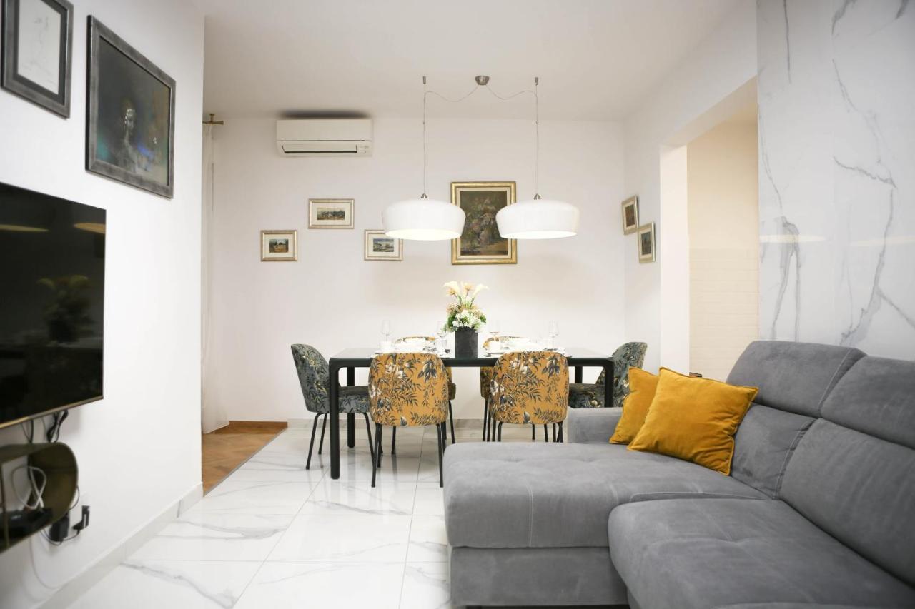New & Luxury Apartment Tony スプリト エクステリア 写真